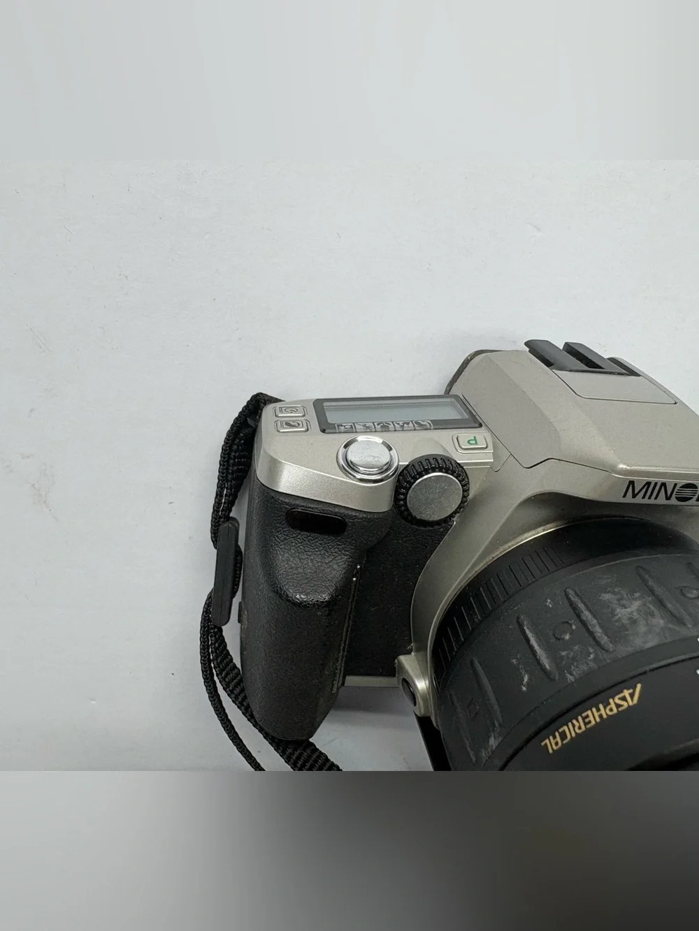 Minolta Maxxum 5 Film SLR Camera with 28-90 mm Lens. Tested & Working.